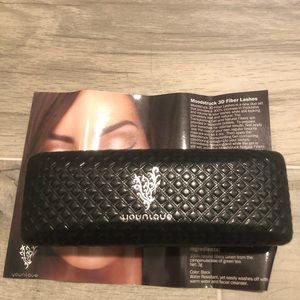 Younique cosmetics fiber lash mascara